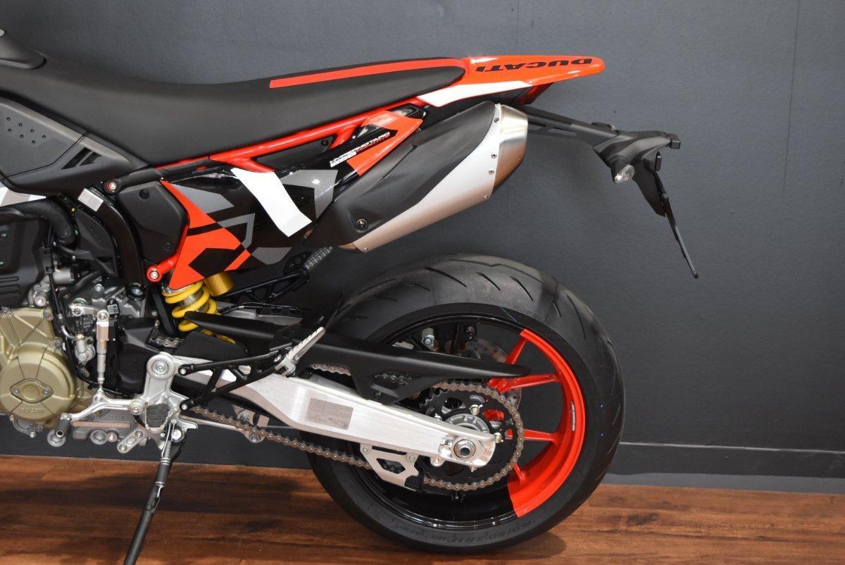 2024 DUCATI HYPERMOTARD MONO RVE DUAL SPORTS