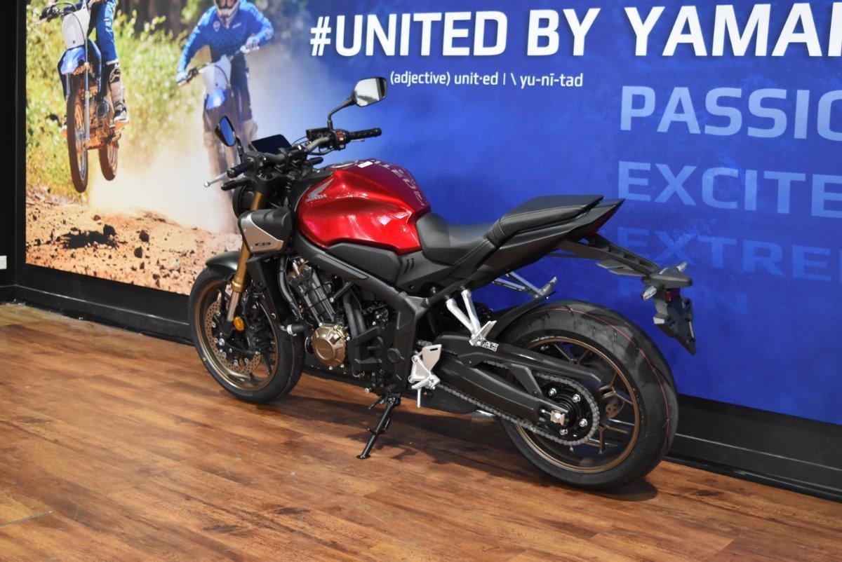 2025 HONDA CB650R SPORTS