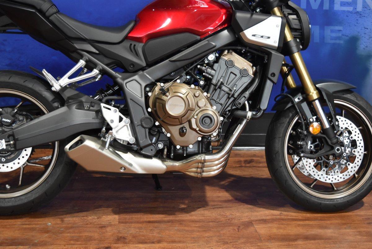 2025 HONDA CB650R SPORTS