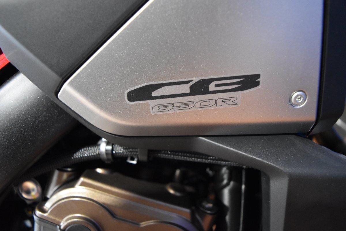 2025 HONDA CB650R SPORTS
