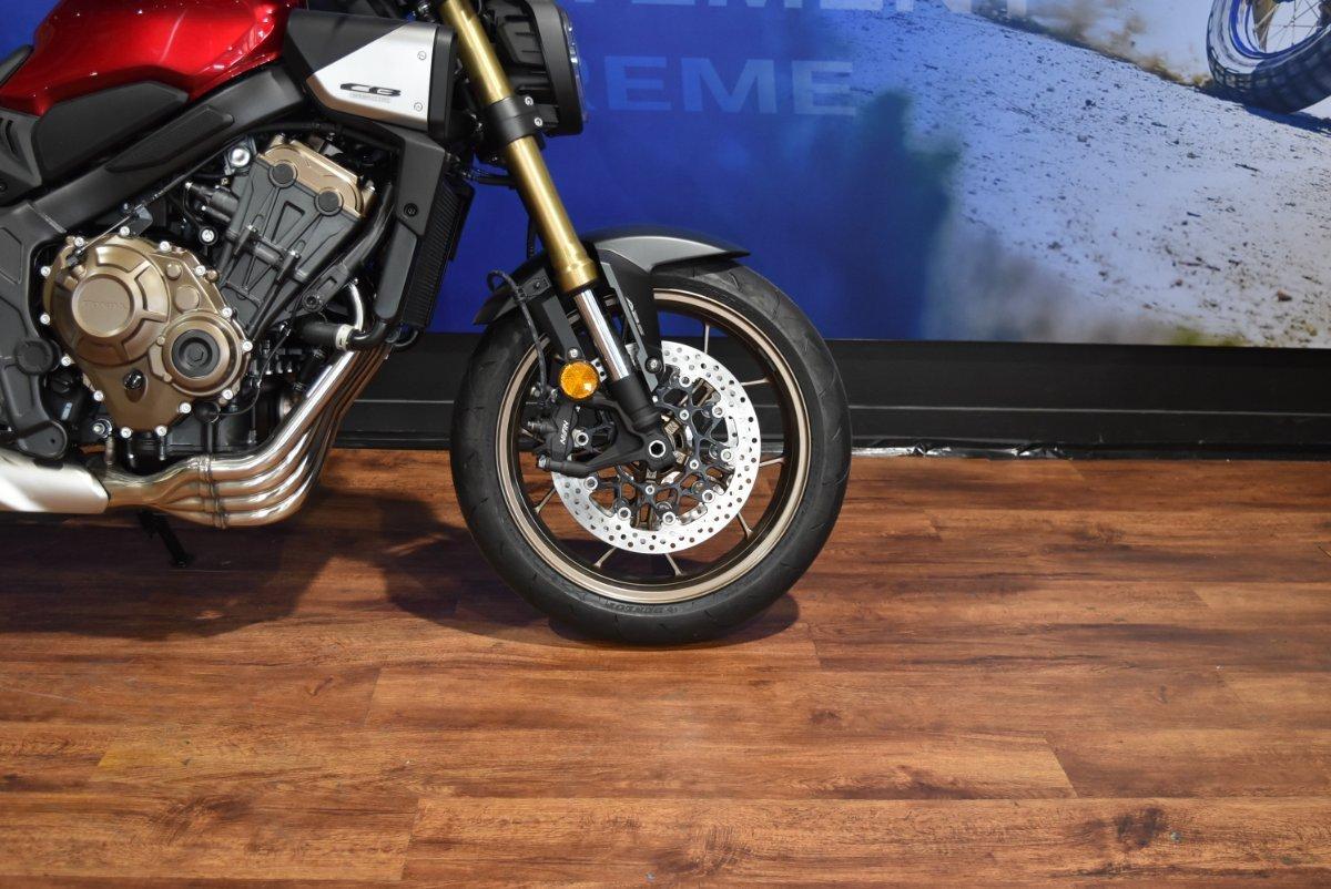 2025 HONDA CB650R SPORTS