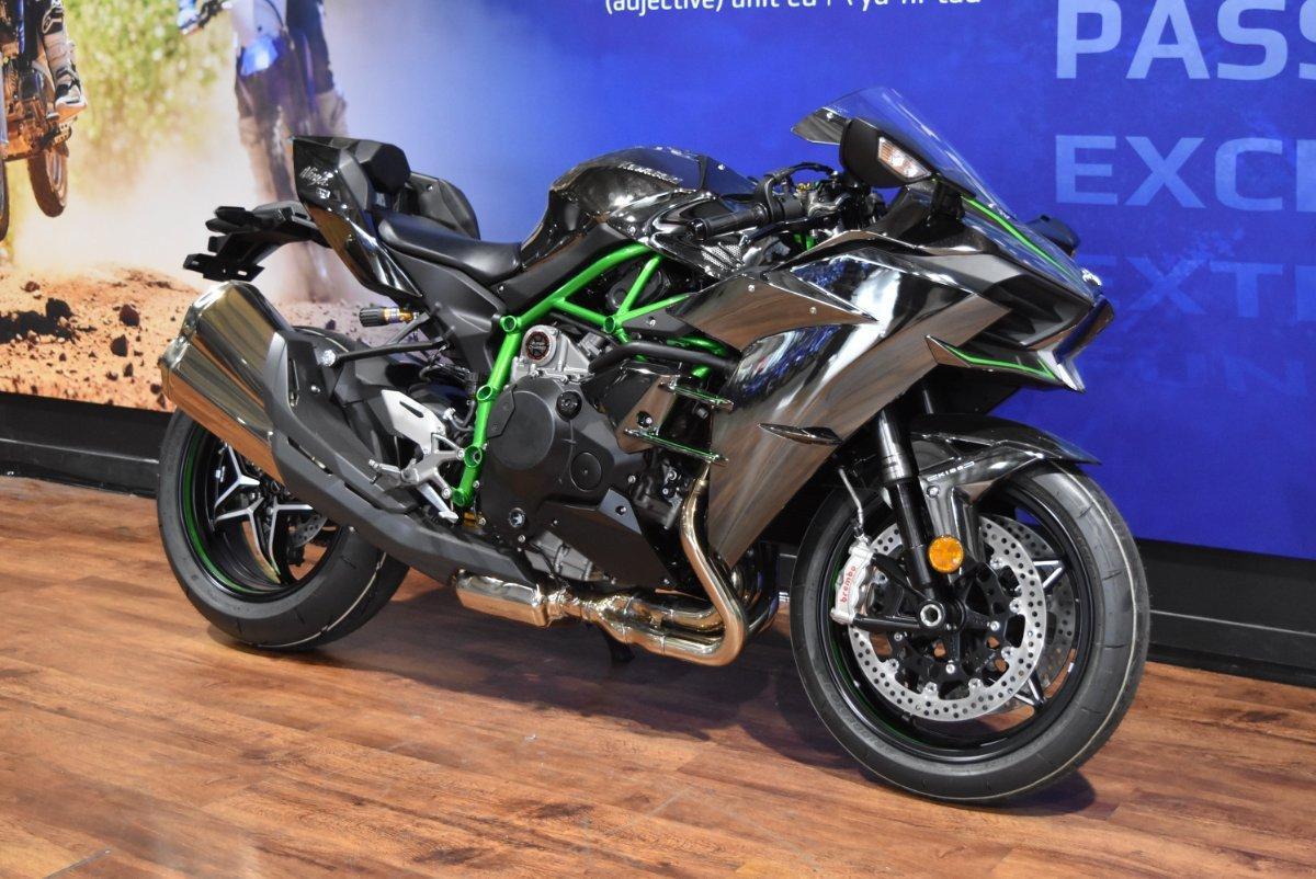 2025 KAWASAKI NINJA H2 SPORTS