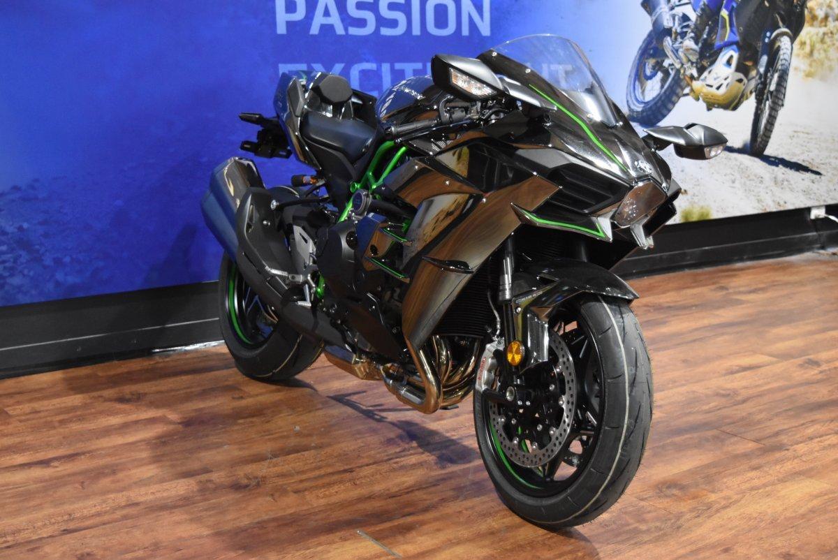 2025 KAWASAKI NINJA H2 SPORTS