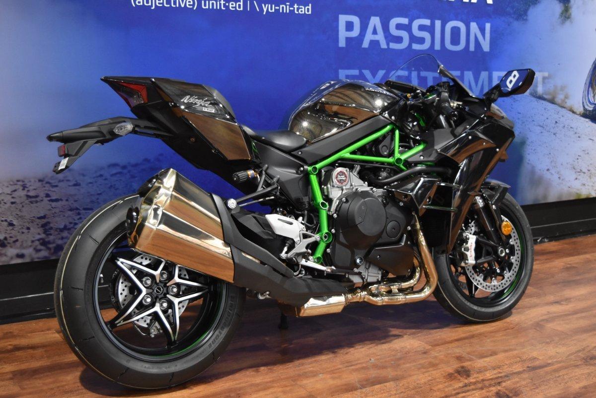 2025 KAWASAKI NINJA H2 SPORTS