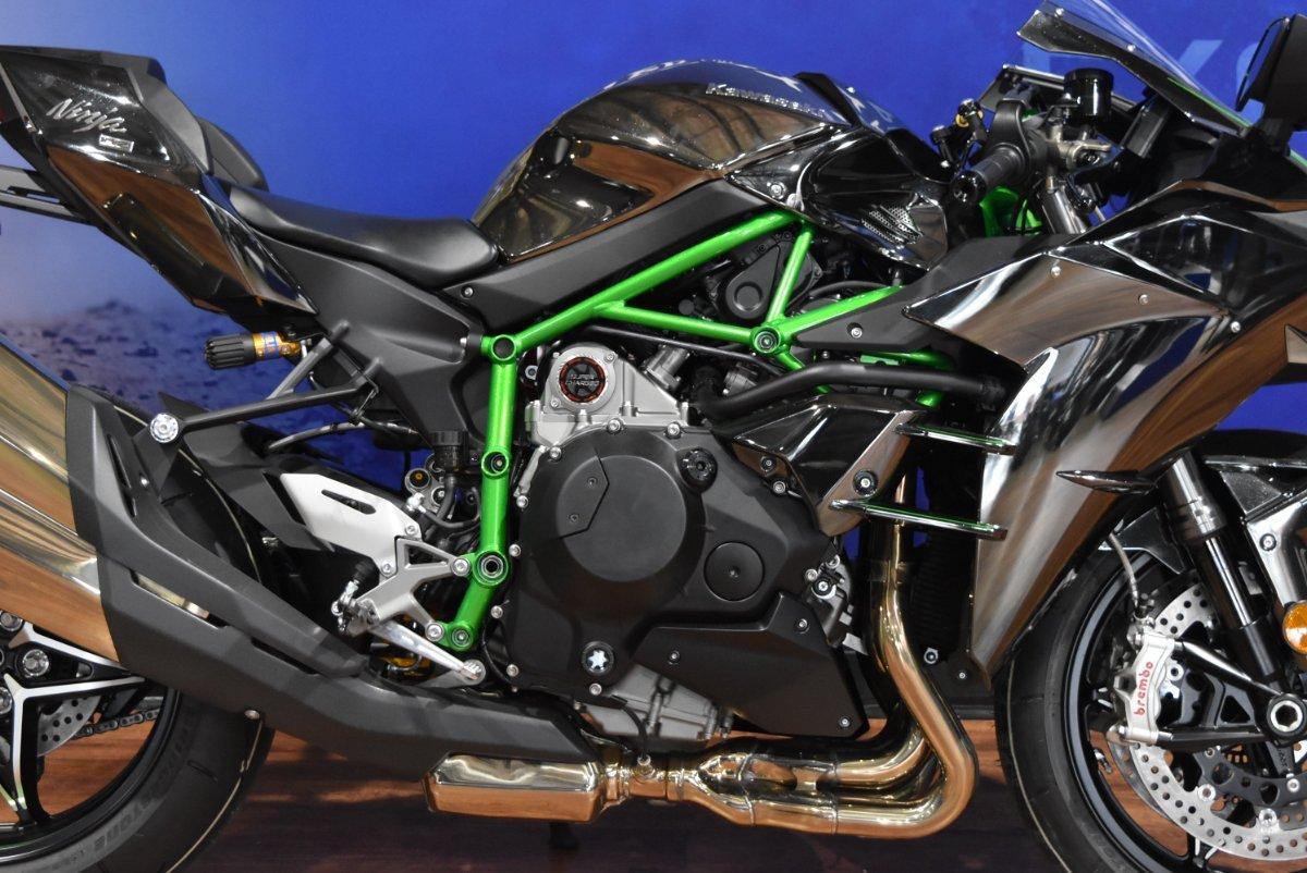2025 KAWASAKI NINJA H2 SPORTS