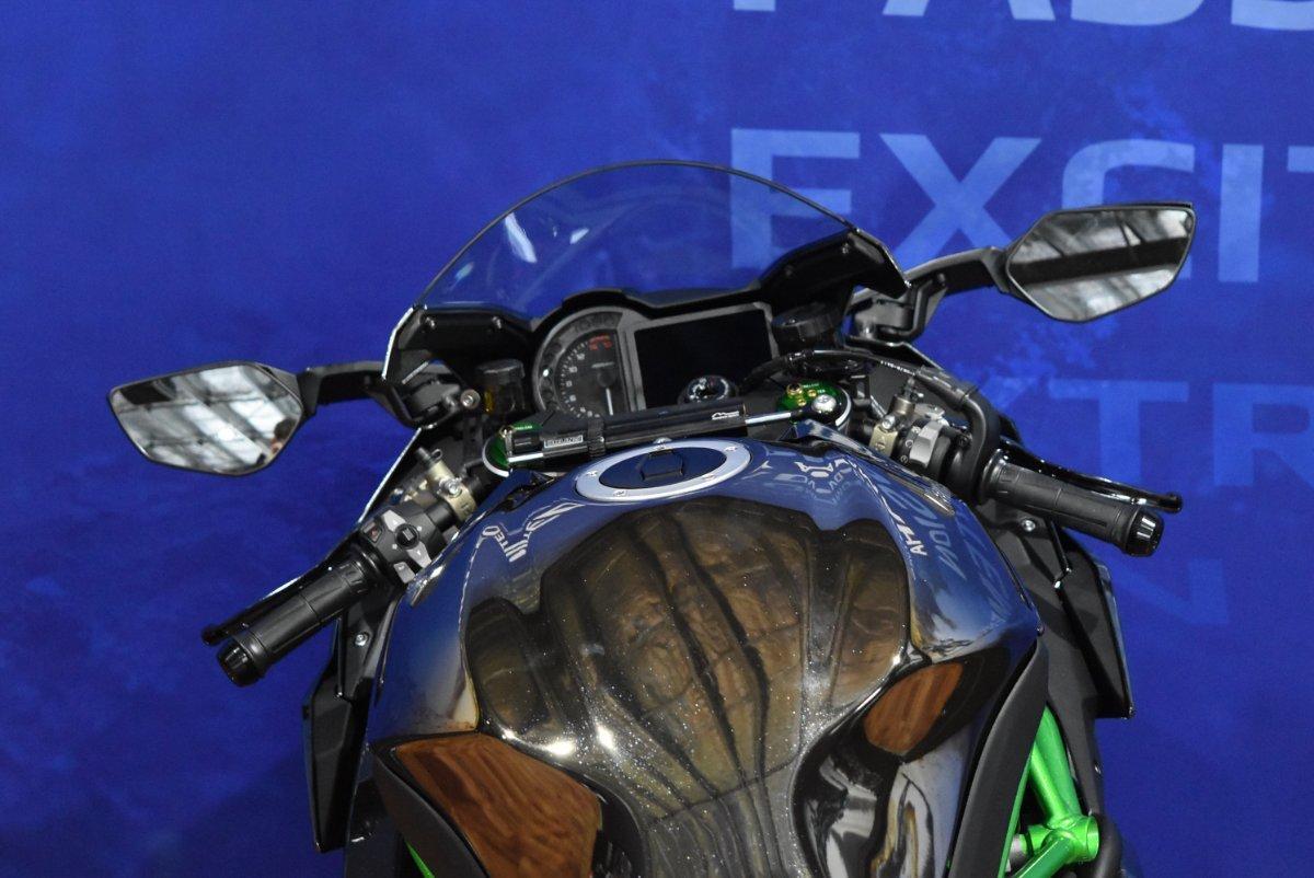 2025 KAWASAKI NINJA H2 SPORTS
