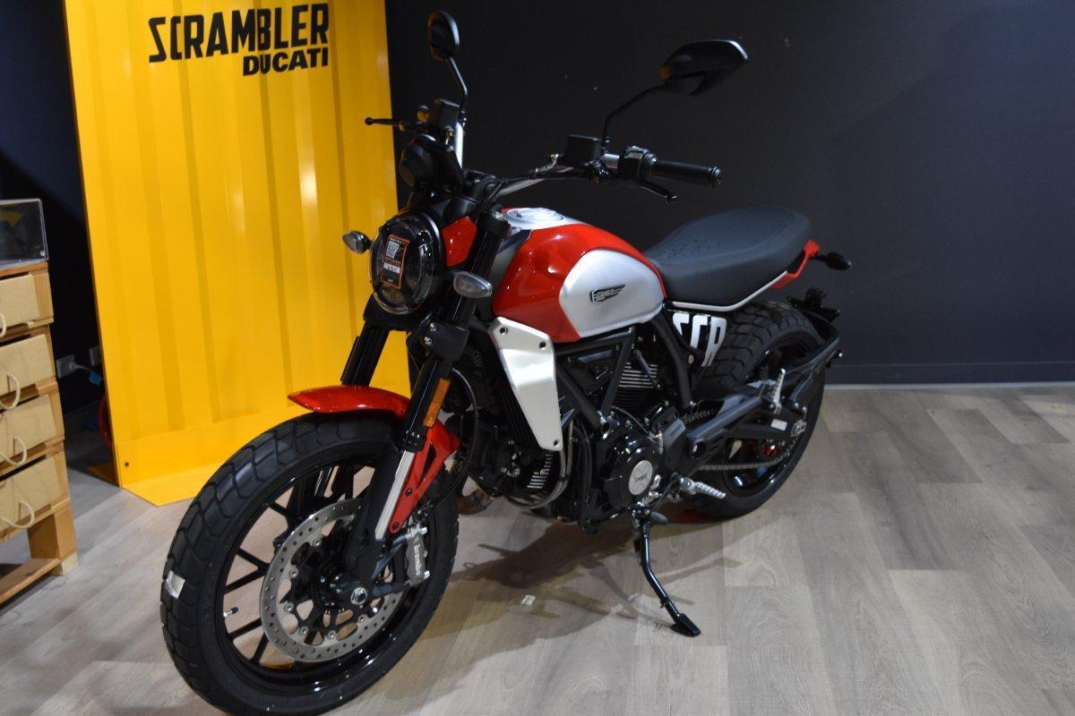2025 DUCATI SCRAMBLER ICON SPORTS