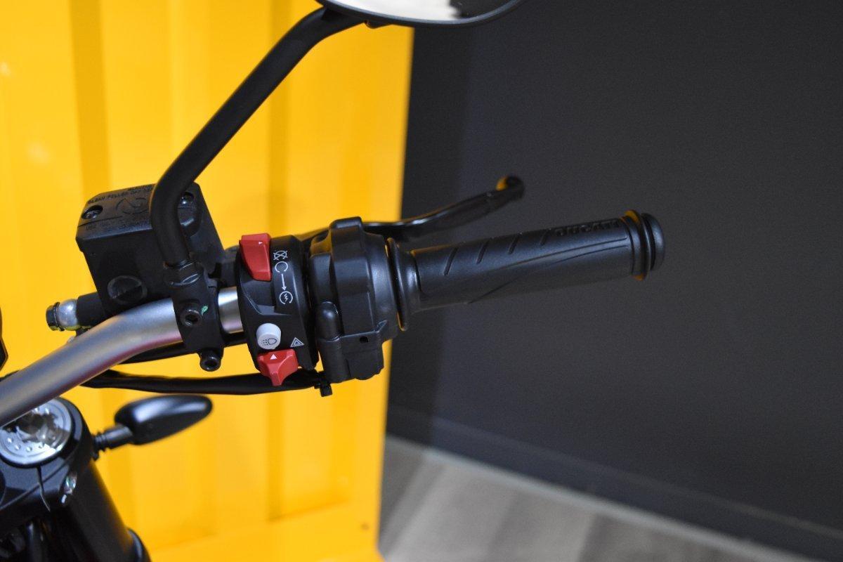 2025 DUCATI SCRAMBLER ICON SPORTS