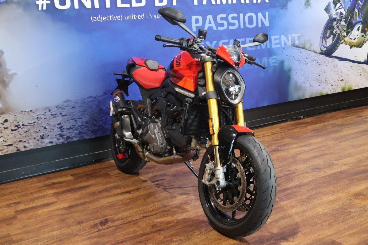 2025 DUCATI MONSTER SP ROAD