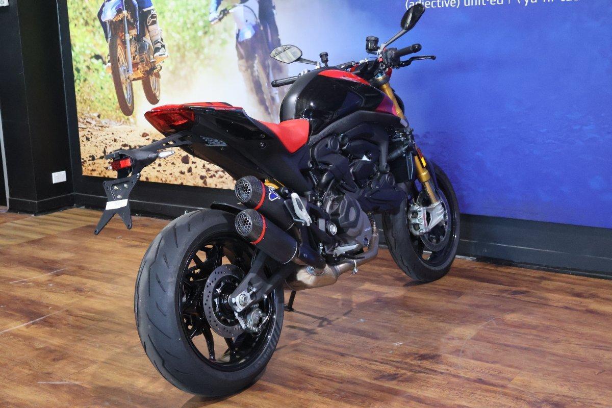 2025 DUCATI MONSTER SP ROAD