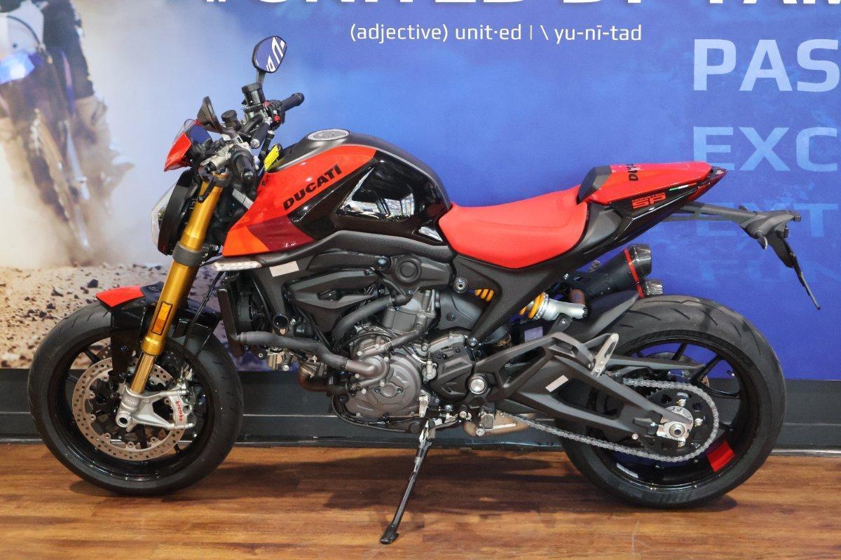 2025 DUCATI MONSTER SP ROAD