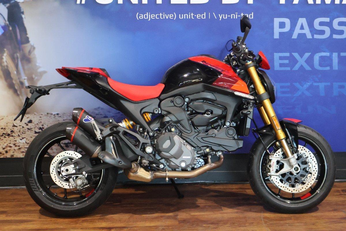 2025 DUCATI MONSTER SP ROAD