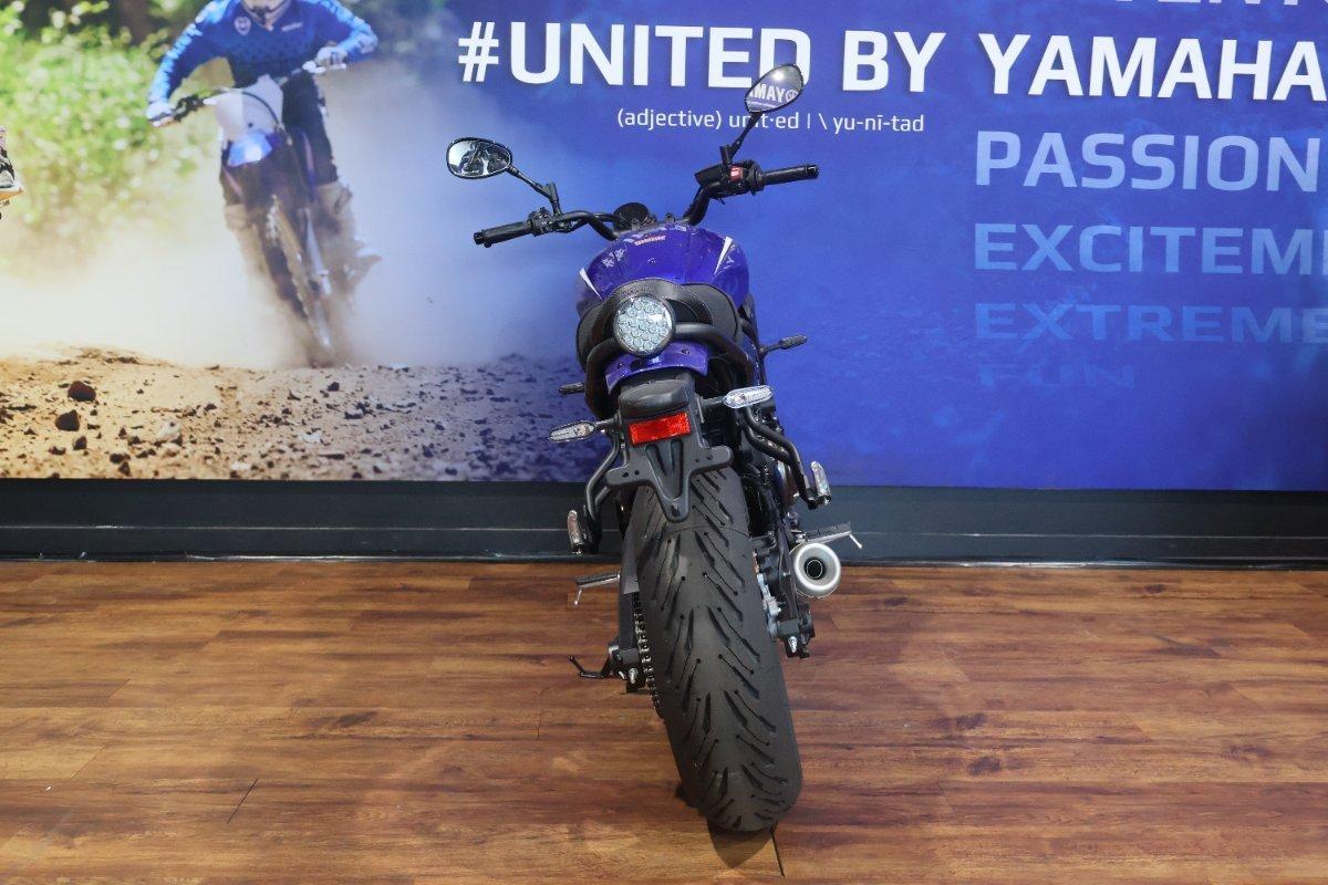 2025 YAMAHA XSR700 ROAD