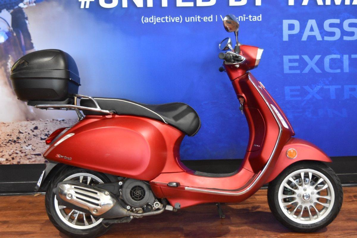 2017 VESPA SPRINT 150ie SCOOTER