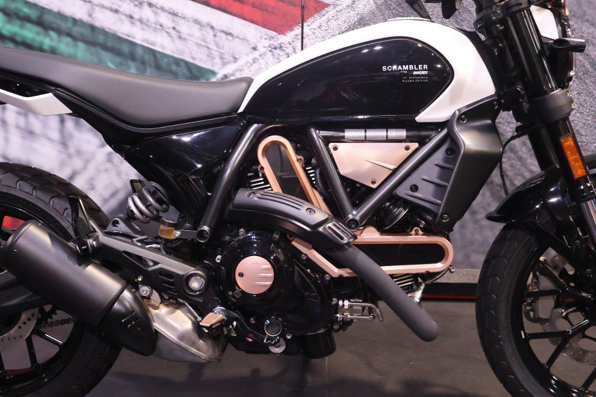 2025 DUCATI SCRAMBLER RIZOMA 10TH ANNIV SPORTS