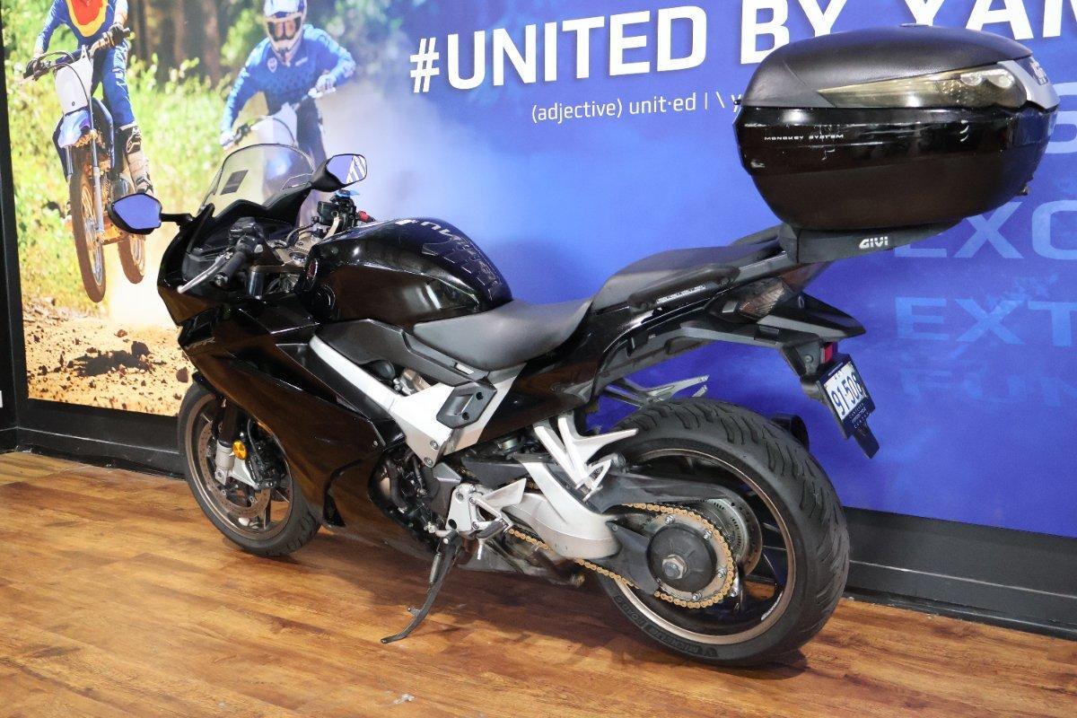 2014 HONDA VFR800F (VFR800Fi) SPORTS