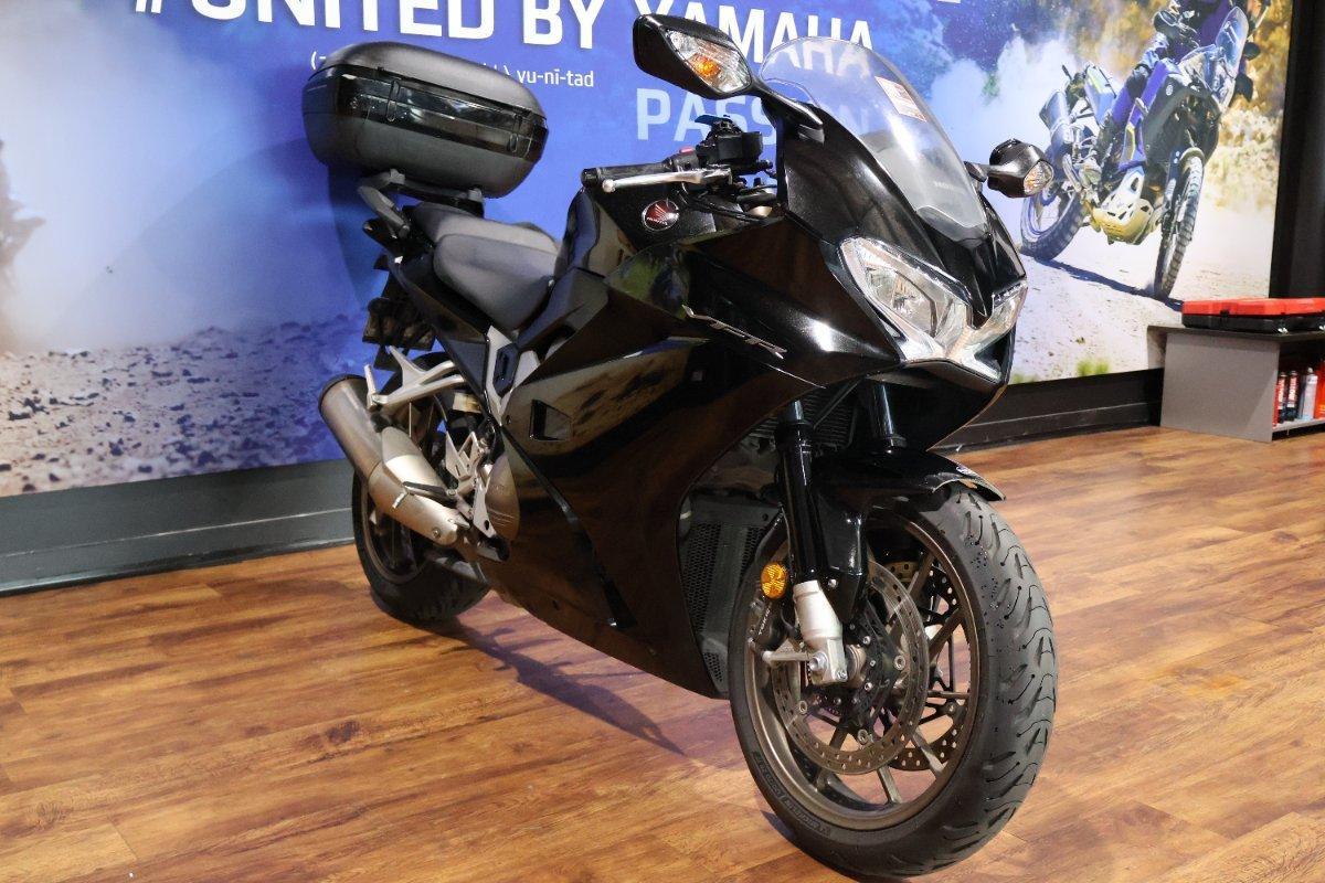 2014 HONDA VFR800F (VFR800Fi) SPORTS