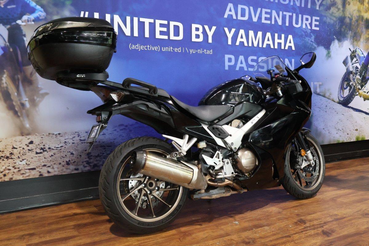 2014 HONDA VFR800F (VFR800Fi) SPORTS