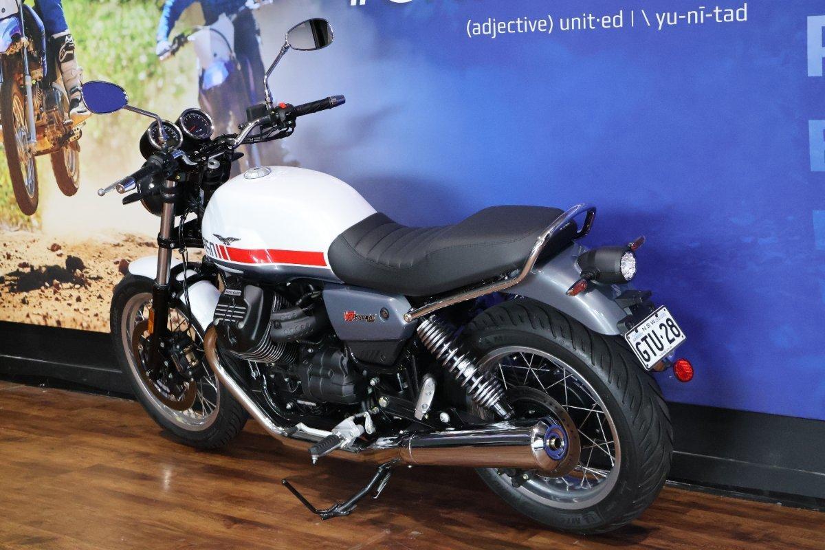 2023 MOTO GUZZI V7 SPECIAL ROAD
