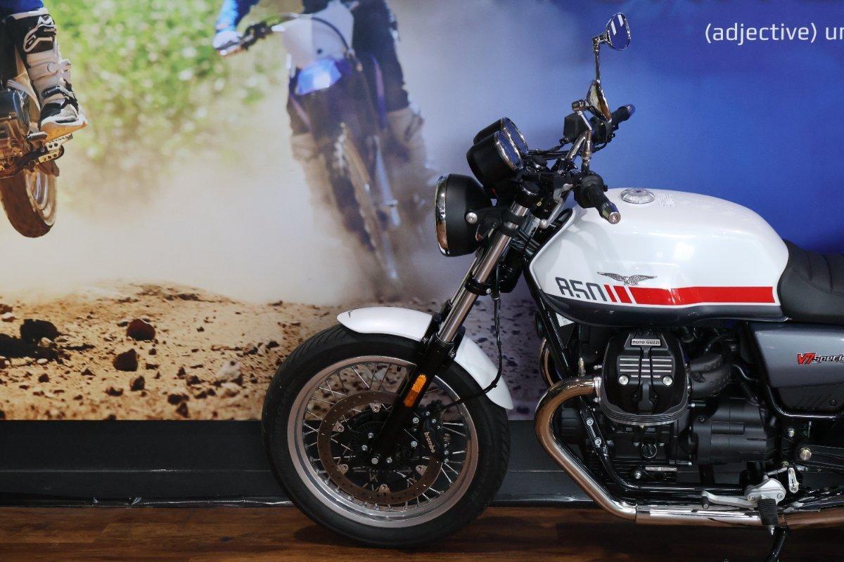 2023 MOTO GUZZI V7 SPECIAL ROAD
