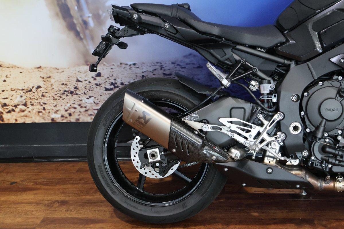2016 YAMAHA MT-10 SPORTS