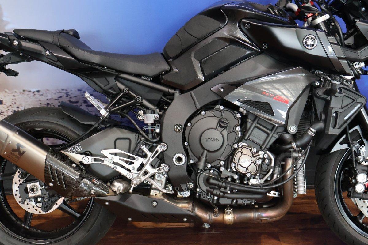 2016 YAMAHA MT-10 SPORTS