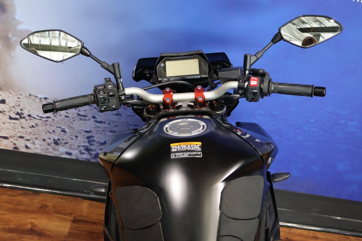 2016 YAMAHA MT-10 SPORTS