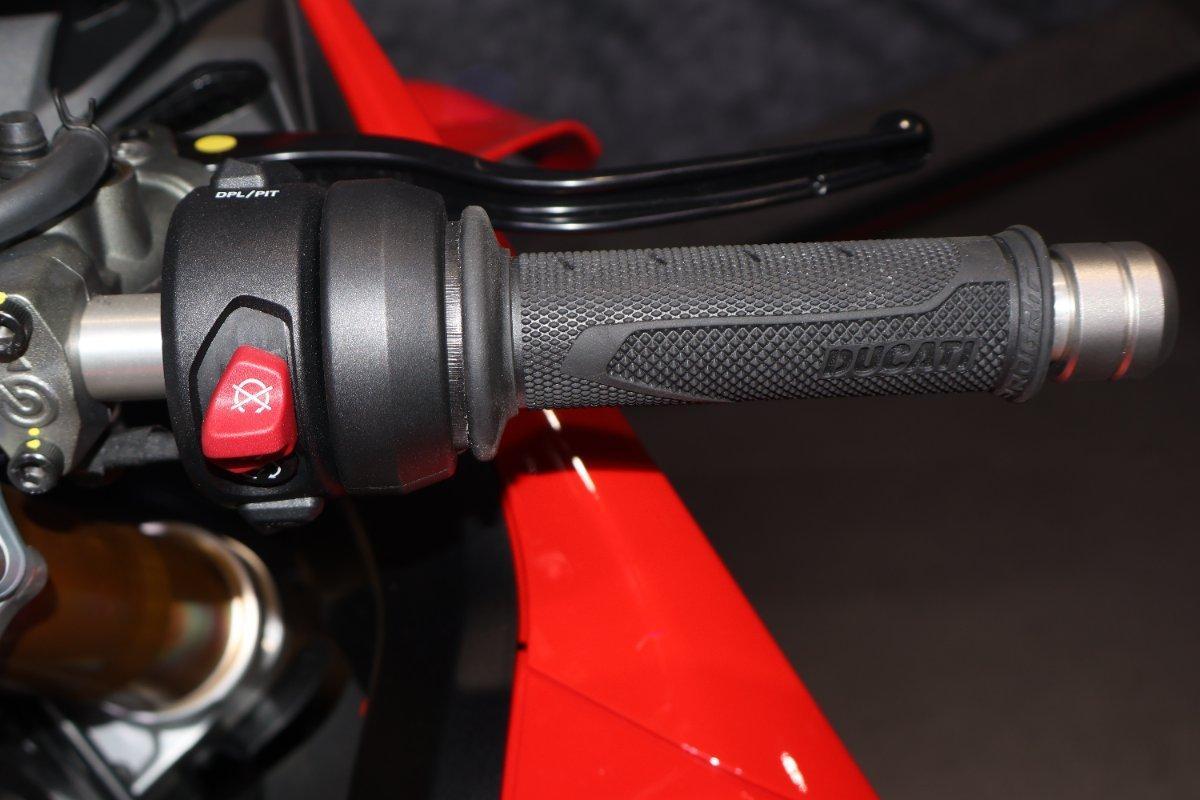2025 DUCATI PANIGALE V4 S SPORTS