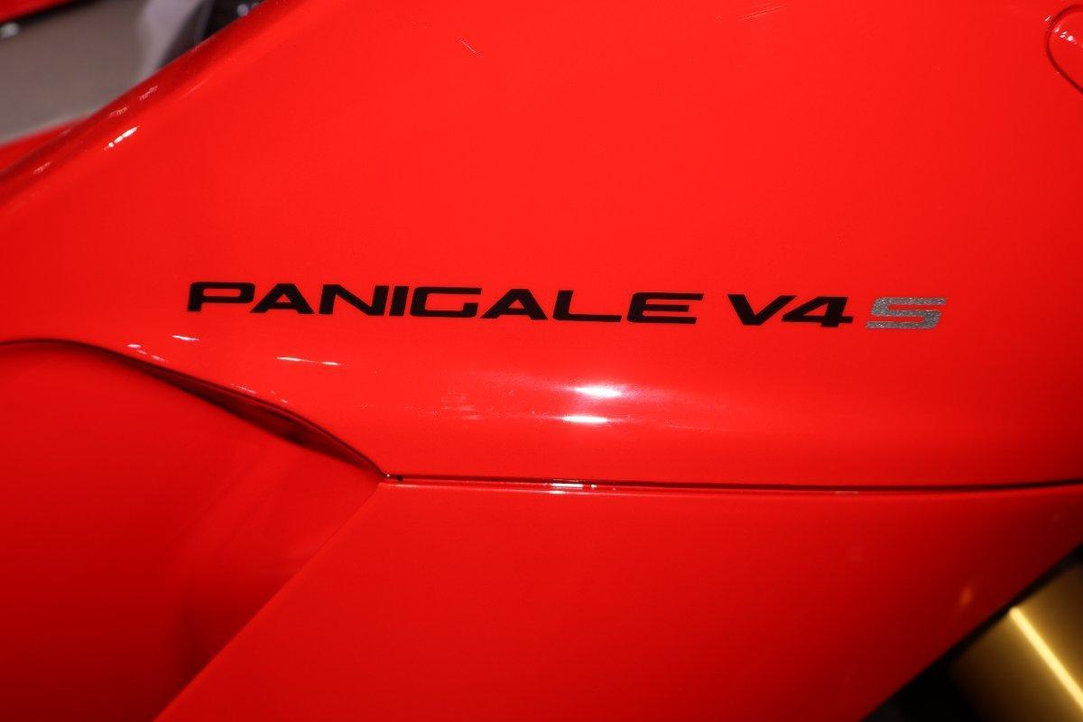 2025 DUCATI PANIGALE V4 S SPORTS