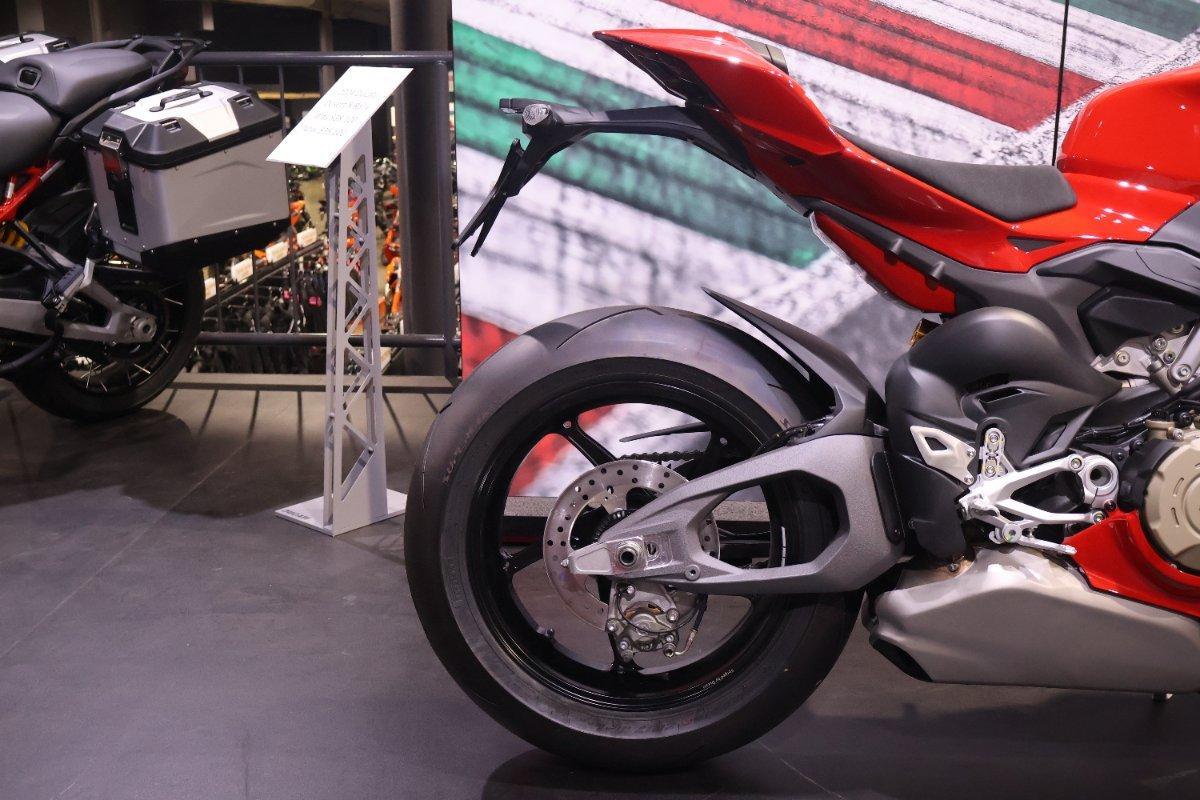 2025 DUCATI PANIGALE V4 S SPORTS