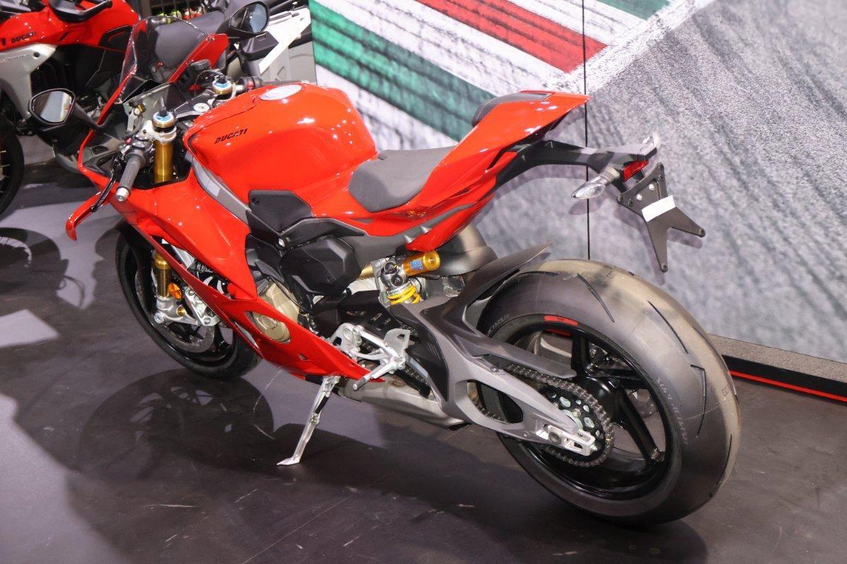 2025 DUCATI PANIGALE V4 S SPORTS