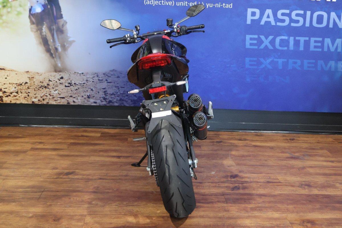 2025 DUCATI MONSTER SP ROAD