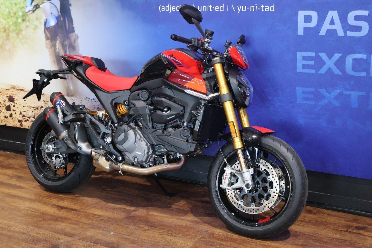 2025 DUCATI MONSTER SP ROAD