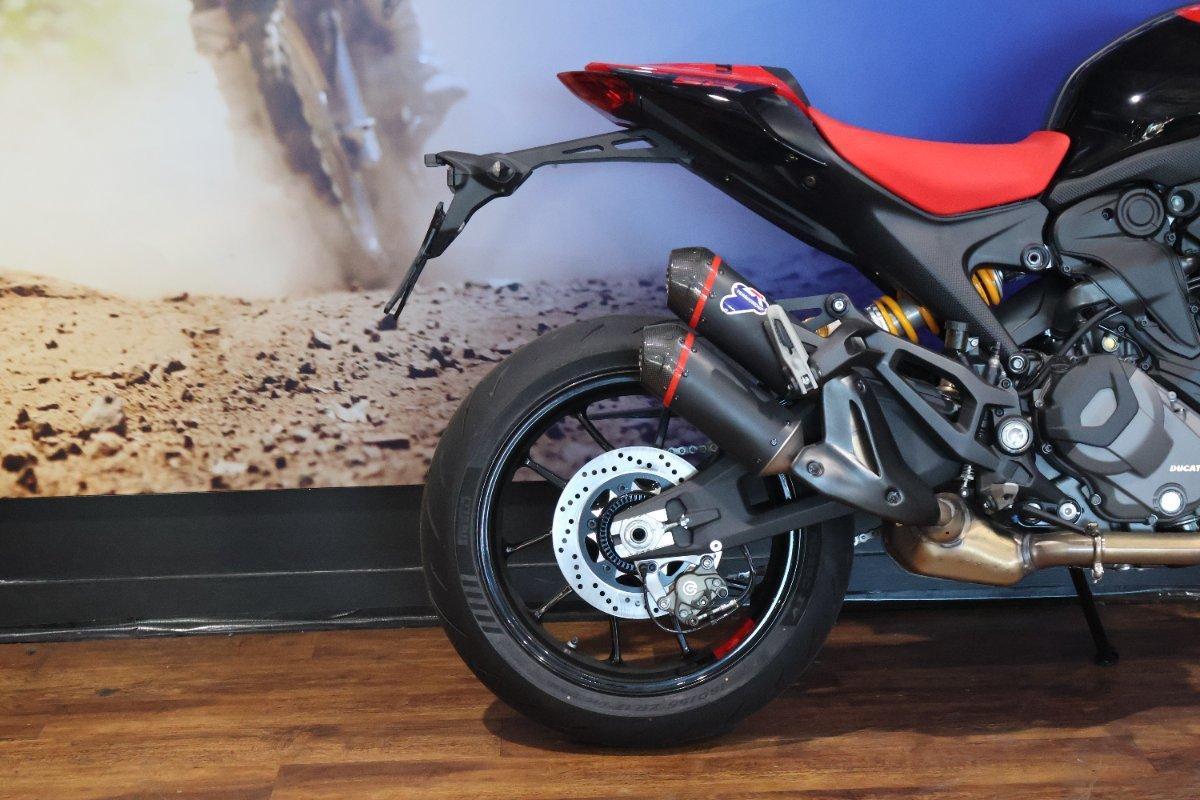2025 DUCATI MONSTER SP ROAD
