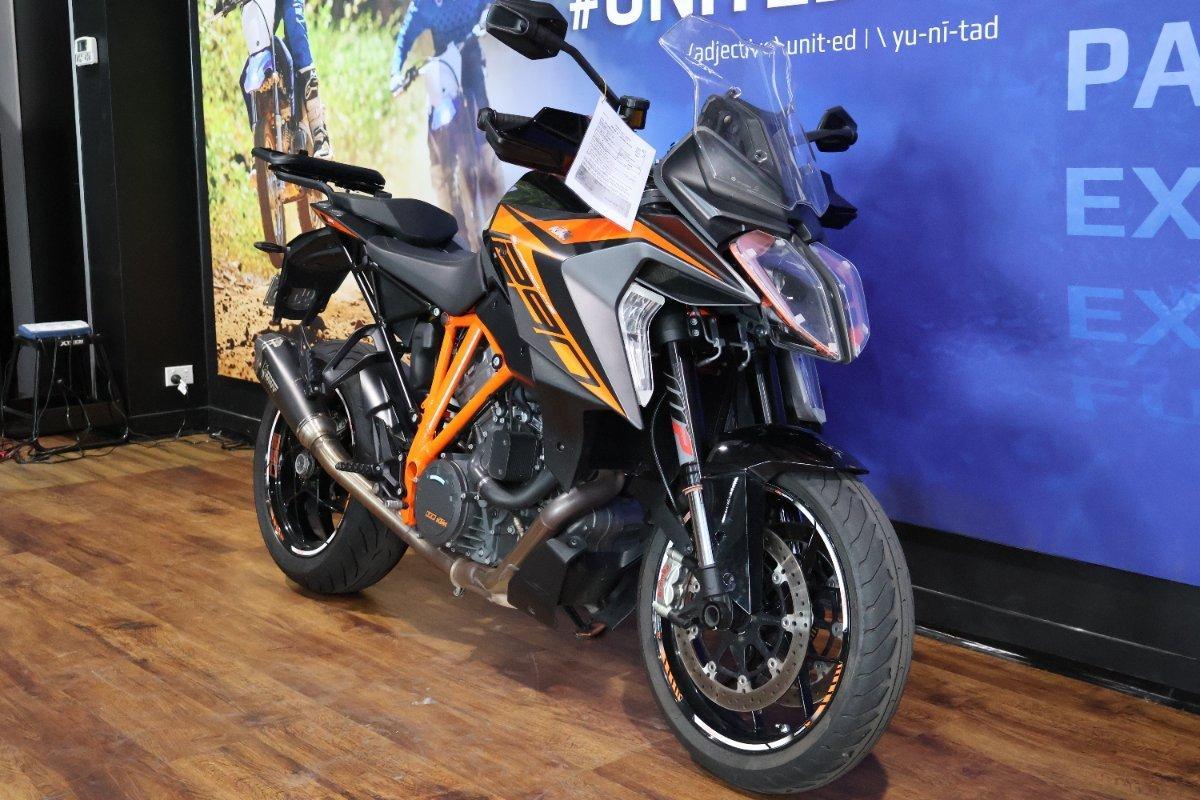 2020 KTM 1290 SUPER DUKE GT SPORTS