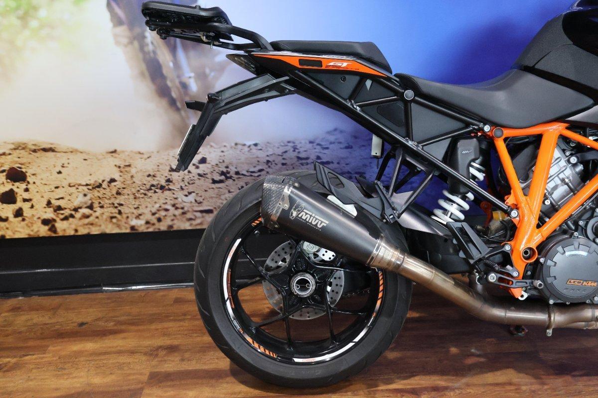 2020 KTM 1290 SUPER DUKE GT SPORTS