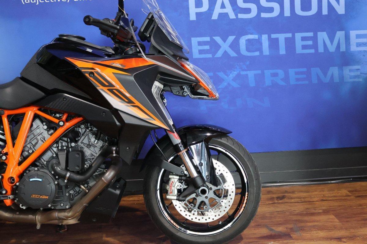 2020 KTM 1290 SUPER DUKE GT SPORTS