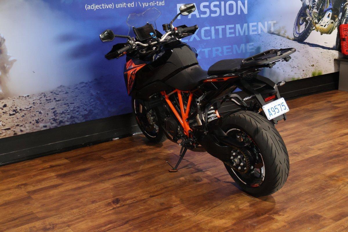 2020 KTM 1290 SUPER DUKE GT SPORTS