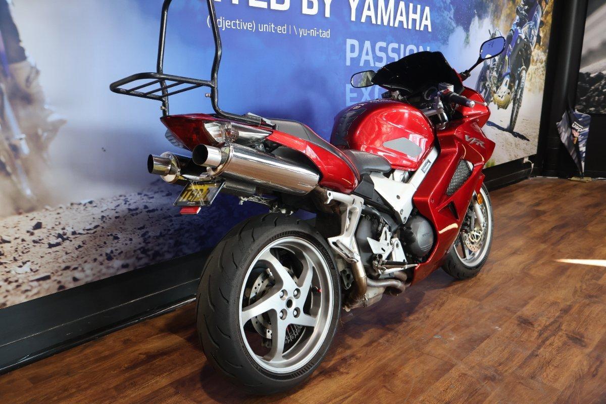 2006 HONDA VFR800F (VFR800Fi) SPORTS