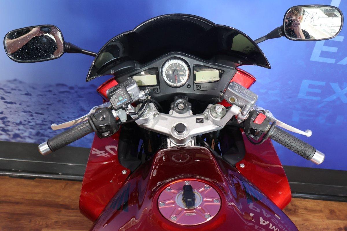 2006 HONDA VFR800F (VFR800Fi) SPORTS
