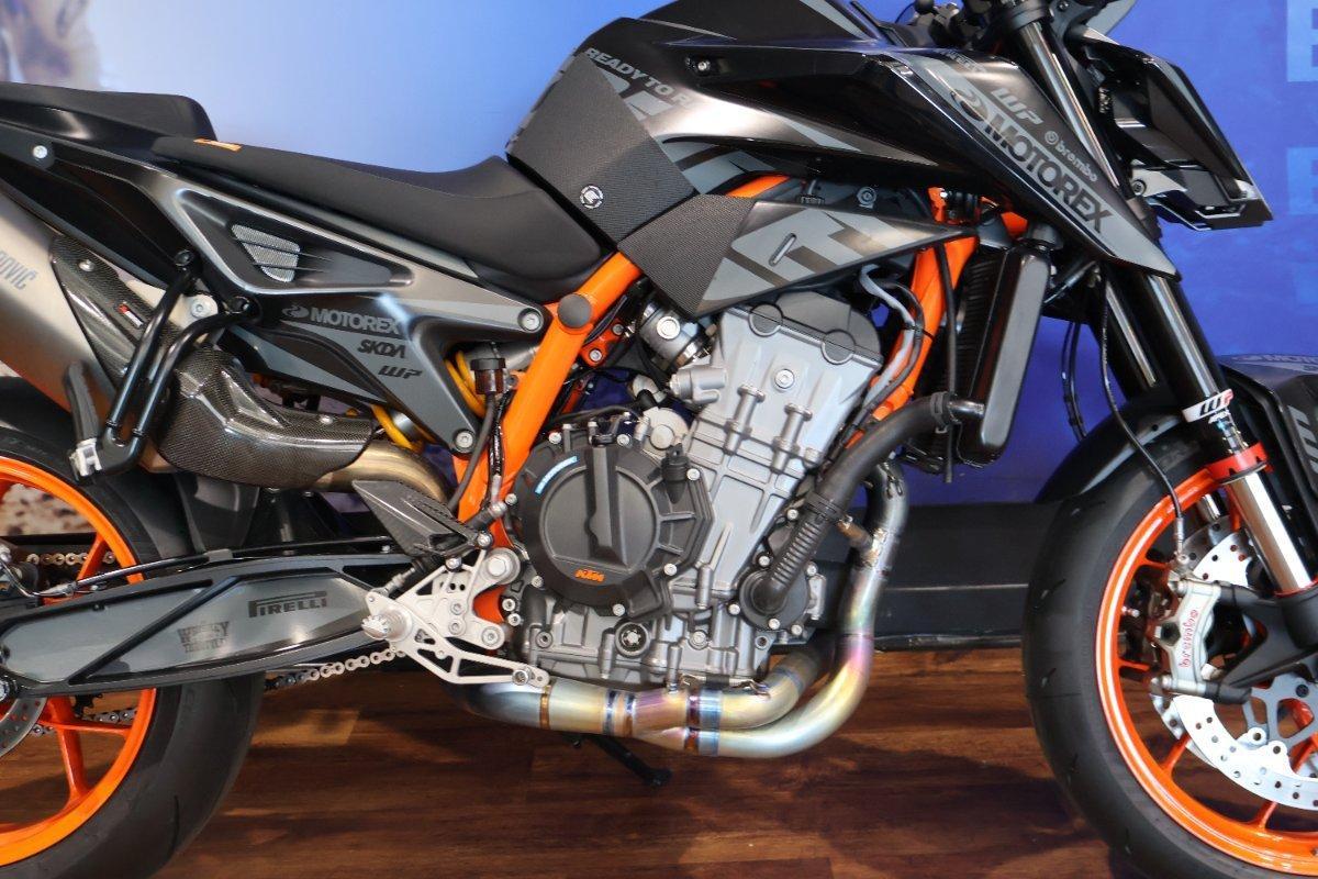 2020 KTM 890 DUKE R ROAD