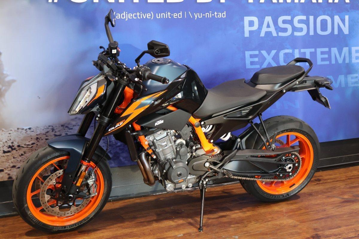 2020 KTM 890 DUKE R ROAD