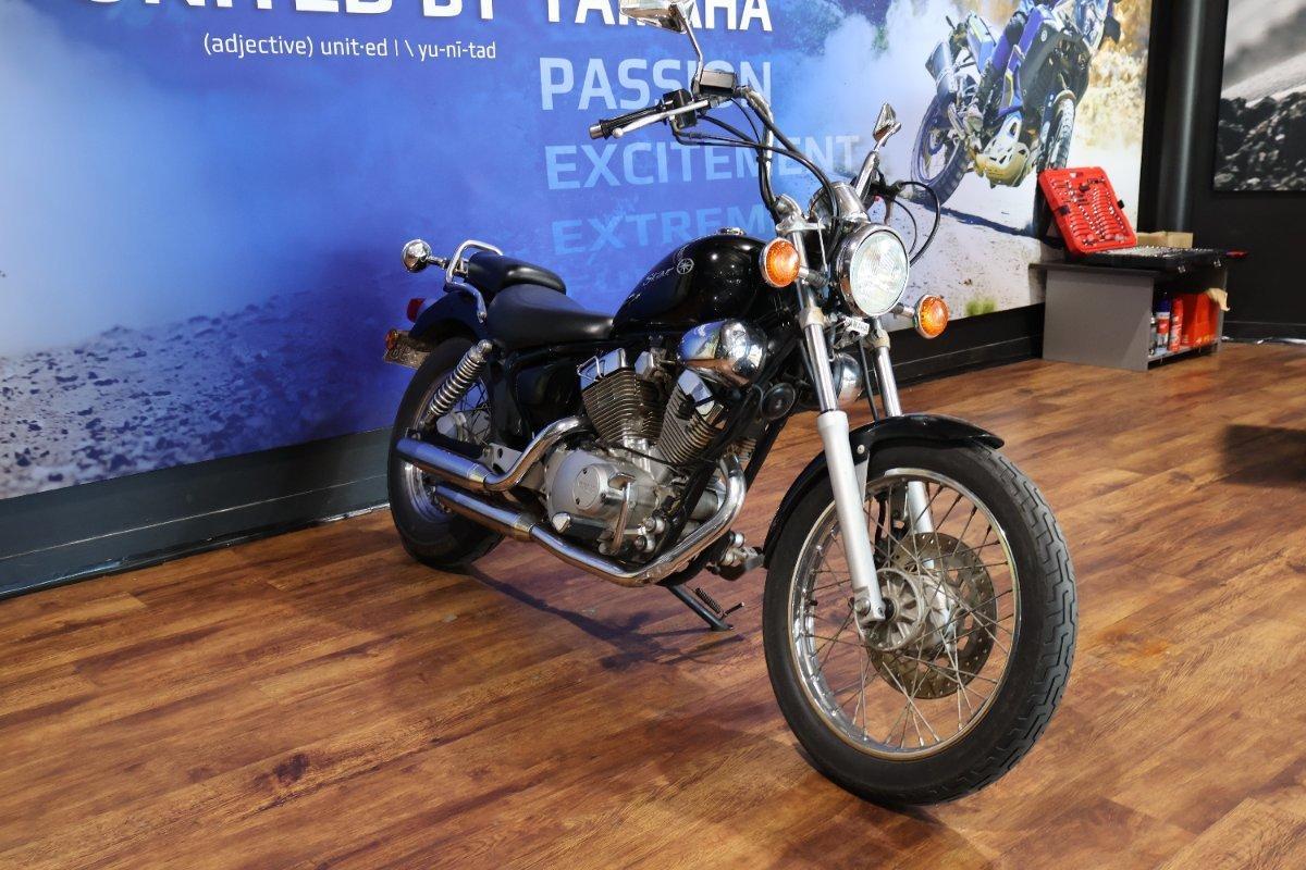 2011 YAMAHA XV250 VIRAGO CRUISER