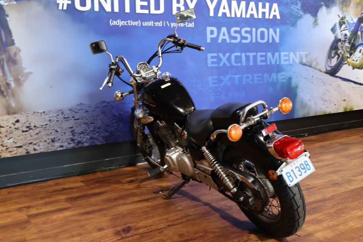 2011 YAMAHA XV250 VIRAGO CRUISER