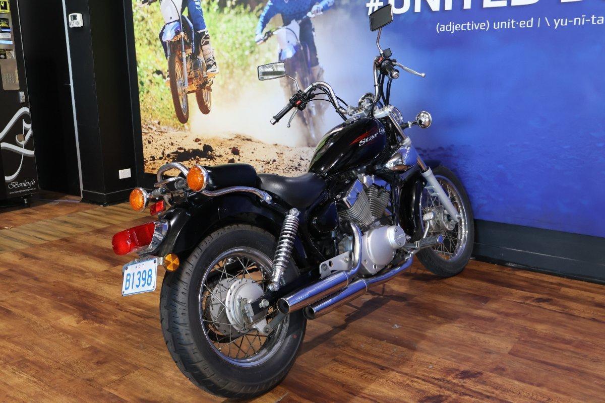 2011 YAMAHA XV250 VIRAGO CRUISER