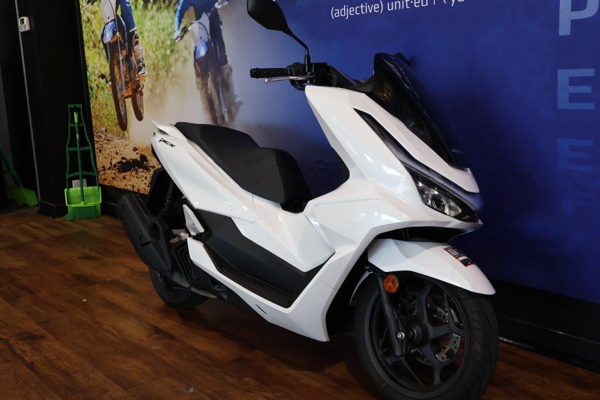 2025 HONDA PCX125 SCOOTER