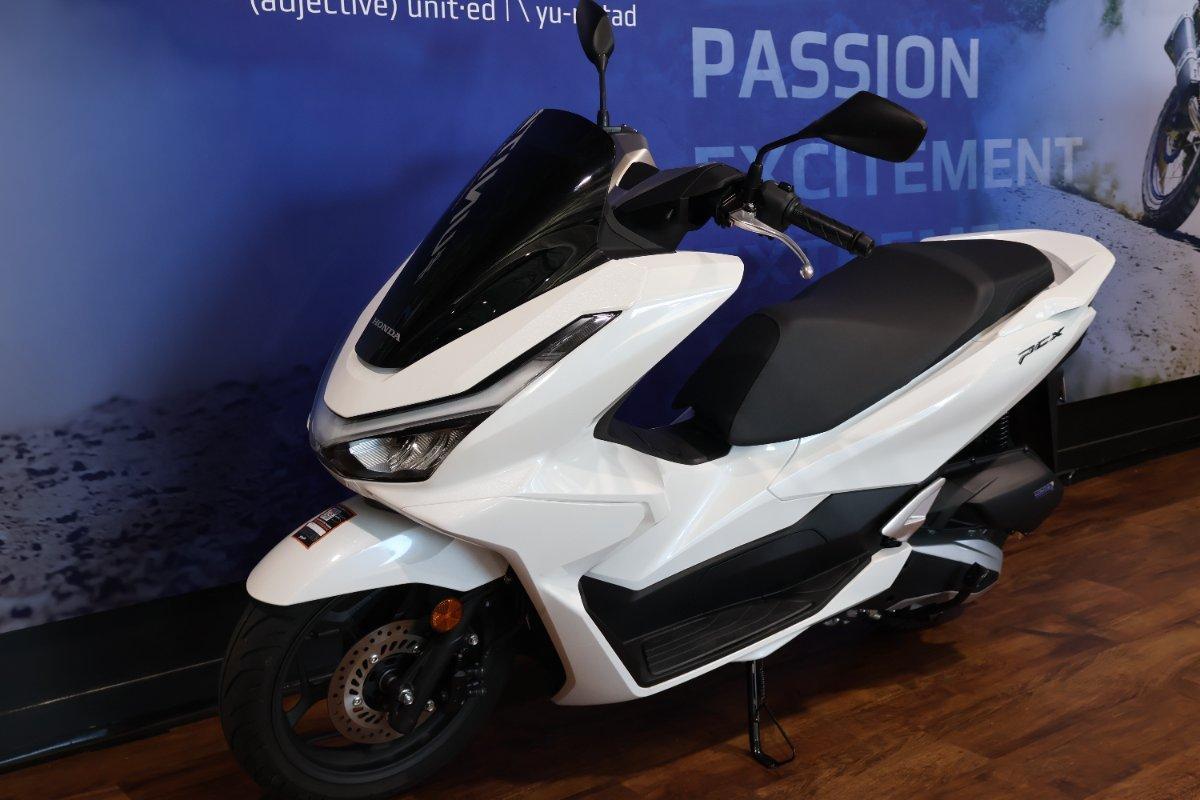 2025 HONDA PCX125 SCOOTER