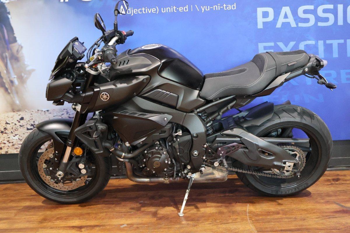 2018 YAMAHA MT-10A SPORTS