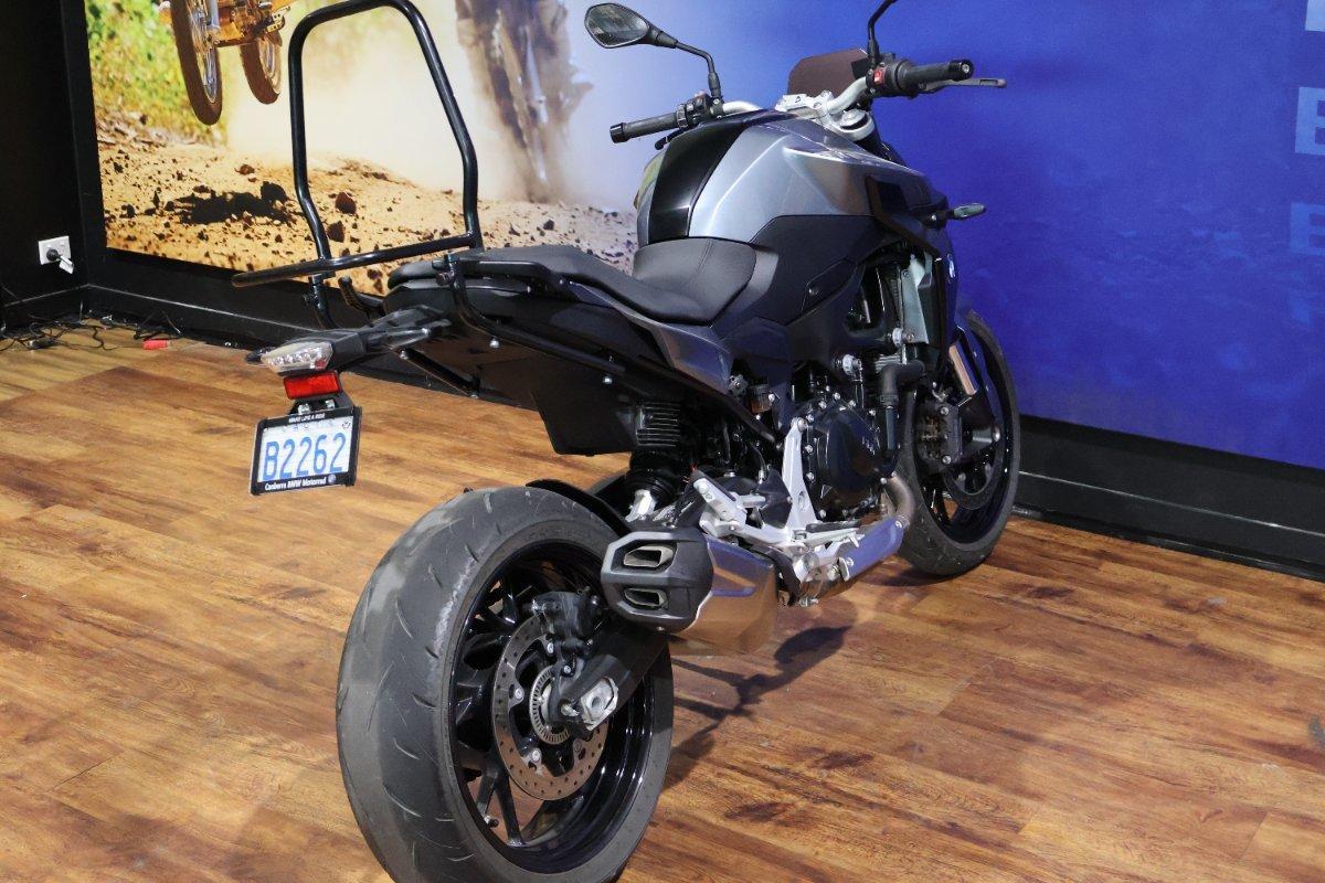 2022 BMW F 900 R ROAD