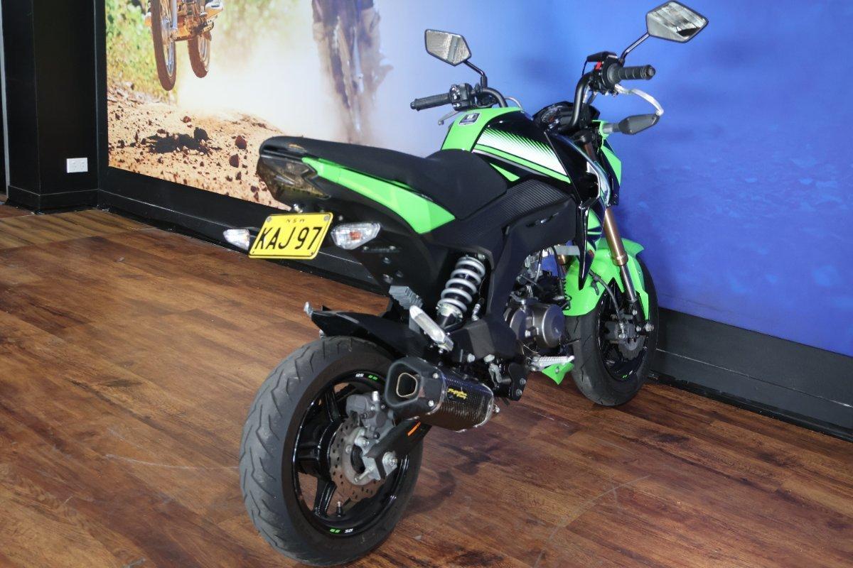 2017 KAWASAKI Z125 PRO KRT REPLICA ROAD